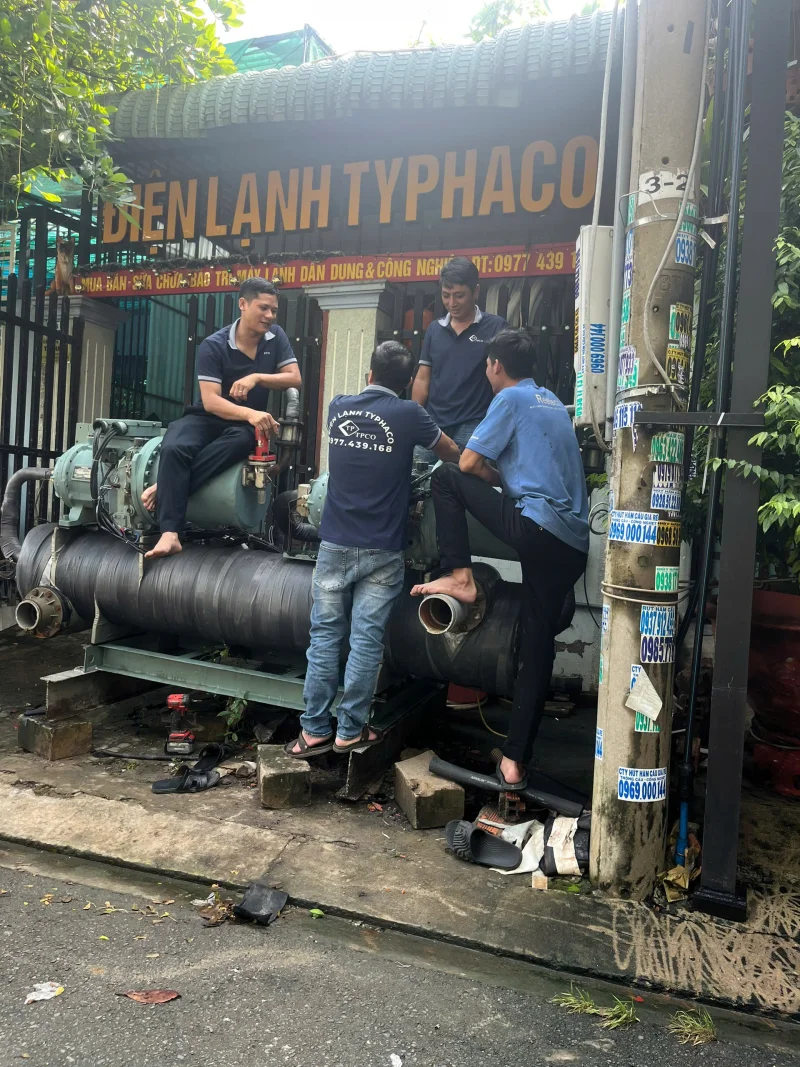 Chẩn đoán và Xử lý Sự Cố Máy Chiller Công Suất Lớn Không Giải Nhiệt Hiệu Quả Hoặc Quá Nhiệt