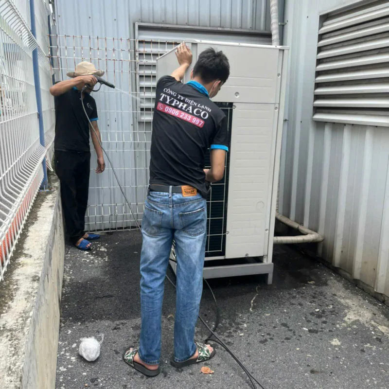 Cục Nóng Máy Lạnh Kêu To Có Sao Không? Nguyên Nhân Và Cách Xử Lý