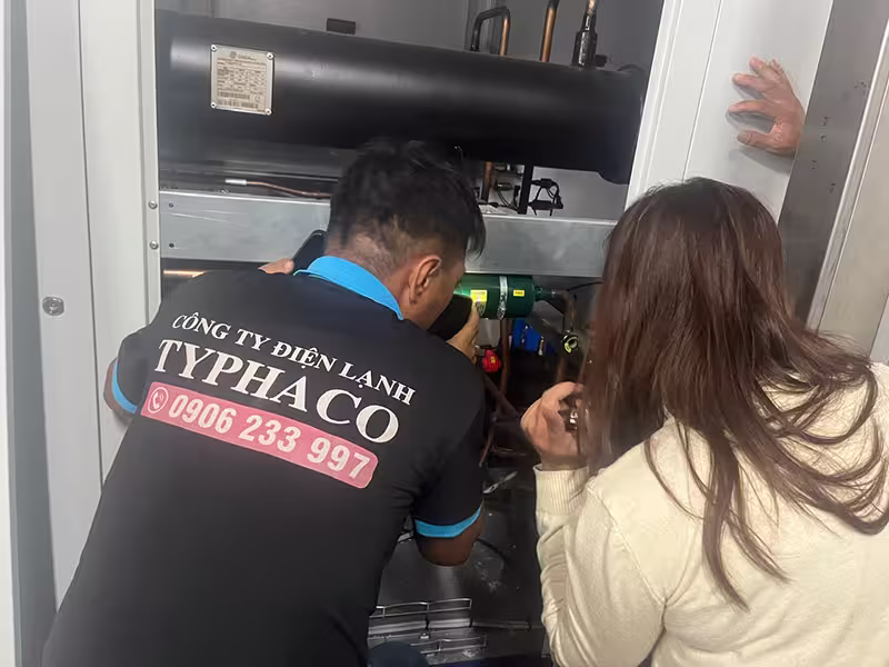 Thanh lý máy lạnh khách sạn nhà hàng