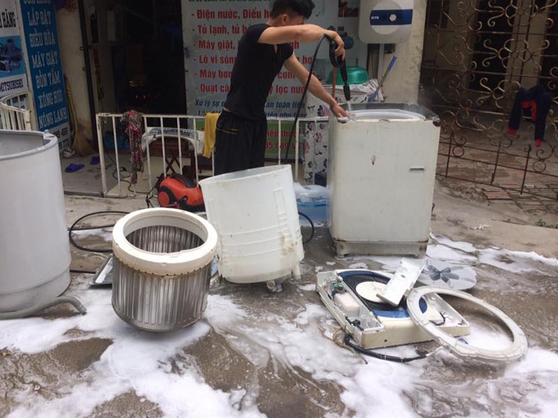 Chuyên vệ sinh máy giặt Tân Uyên và tất cả các huyện trong Bình Dương Sạch sẽ